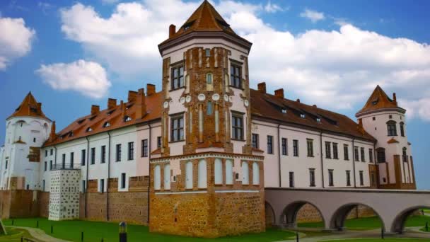Μεσαιωνικό Κάστρο Στην Πόλη Μιρ Της Λευκορωσίας — Αρχείο Βίντεο