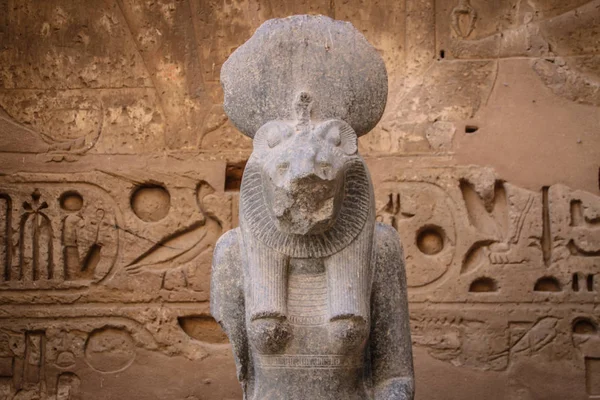 Standbeeld Van Sekhmet Egyptische Godin Met Een Leeuwin Hoofd — Stockfoto