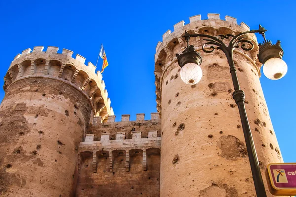 Savunma kuleleri Quart Valencia tarihi merkezi