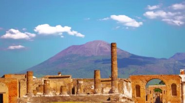 Pompeii şehri yok 79 M.ö. içinde Vezüv Yanardağı ve patlama.