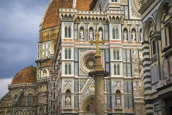 San Giovanni, Battistero e il famoso Duomo, Santa Maria del Fiore — Foto Stock