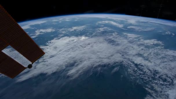 Vuelo Sobre Superficie Tierra Tomado Una Estación Espacial Elementos Este — Vídeos de Stock