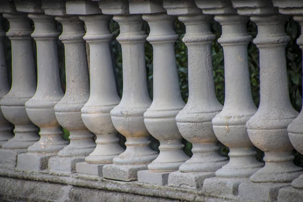 Architecture and details. semi-circular balcony stone balustrade. — Stock Photo, Image