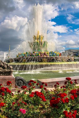 2019 yılında restorasyon sonra güzel Çeşme taş çiçek.