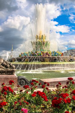 2019 yılında restorasyon sonra güzel Çeşme taş çiçek.