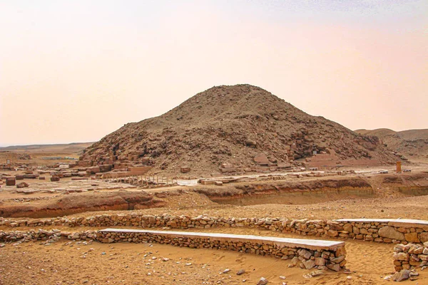 Oude Ruïnes Buurt Van Piramide Van Joseph Eerste Piramide Sahara — Stockfoto