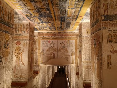 KV9, Kings 'Valley No. 9, Memnon 'un mezarı, 20. hanedanlıktan firavunların mezarı Ramses V ve Ramses VI.
