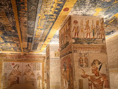 KV9, Kings 'Valley No. 9, Memnon 'un mezarı, 20. hanedanlıktan firavunların mezarı Ramses V ve Ramses VI.