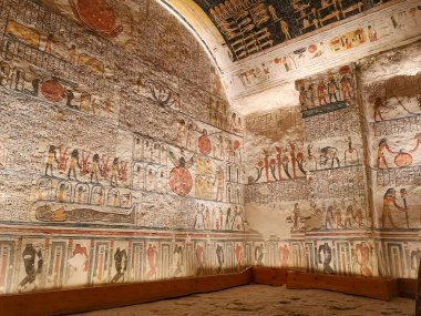 KV9, Kings 'Valley No. 9, Memnon 'un mezarı, 20. hanedanlıktan firavunların mezarı Ramses V ve Ramses VI.