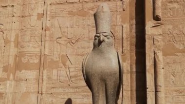 Edfu, Mısır 'daki Horus antik tapınağının kalıntıları.