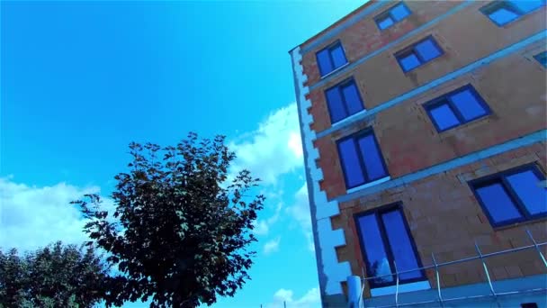 Bouw Van Het Appartementencomplex Kleine Residentiële Woning — Stockvideo