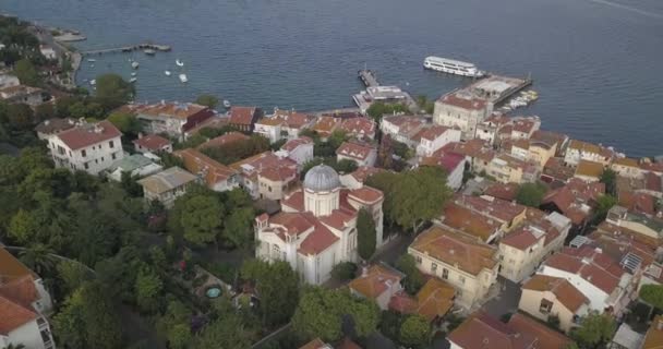 Vista Aérea Burgazada Menor Das Ilhas Príncipe Burgaz Ada Istambul — Vídeo de Stock