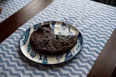 fırında çikolatalı kek kiraz, un yapılan ile