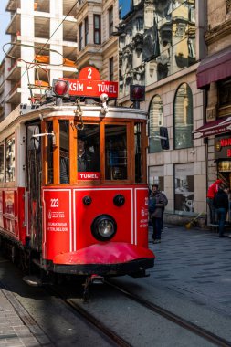 Editörden - Taksim Meydanı - Tunel tramvay, Beyoğlu, marka olduğunu