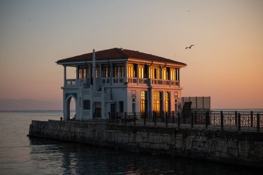 Moda iskelesi, moda dock, moda pier. Kadikoy, Istanbul. Turkey.
