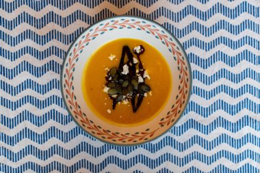 Kabak çekirdeği, kabak yağ ve peynir ile kabak çorbası