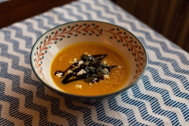 Kabak çekirdeği, kabak yağ ve peynir ile kabak çorbası