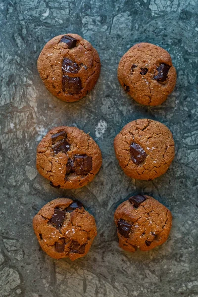 Paleo chocolate trozo de galleta tahini. galleta salada . — Foto de Stock