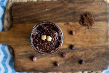 Ev yapımı Vegan çikolatalı fındık Spread