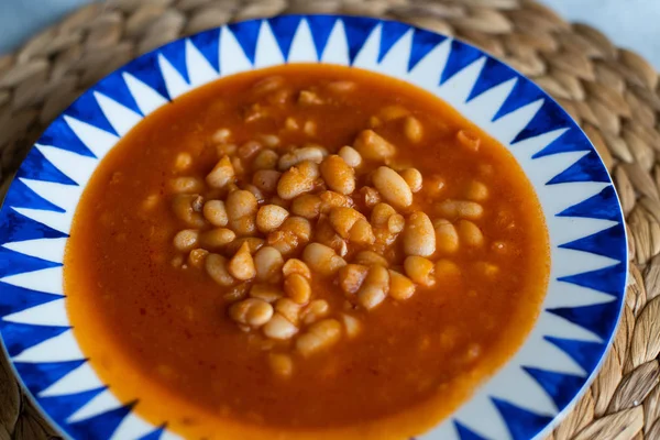 Kuru fasulye, comida tradicional turca —  Fotos de Stock