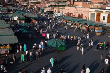 Marakeş ünlü Jamaa el Fna meydanı, Fas. Jemaa el-F