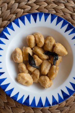 paleo kabak gnocchi