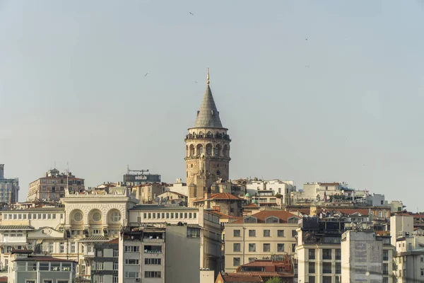 Галата Тауэр, стэнбул. Индейка Знаменитый памятник Стамбула . — стоковое фото