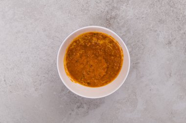 Kasede domates çorbası, üst manzara.