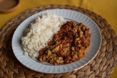 Hunkar Begendi 'nin Patlıcan ve Mea ile yaptığı Türk Yemeği