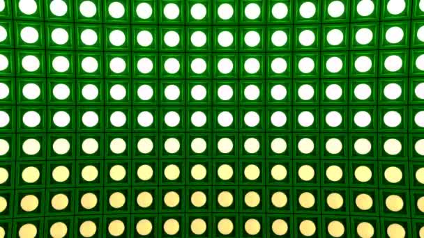 Luces intermitentes bombillas de pared patrón estático horizontal verde etapa fondo vj bucle — Vídeos de Stock