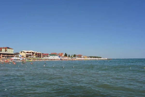 Céu Azul Ondas Mar Negro Recreação Entretenimento Com Músicos Praia — Fotografia de Stock