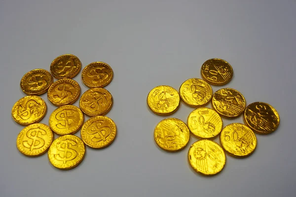 Słodki Czekoladki Postaci Złotych Monet Gold Centów Pięknym Przepełnienie Złote — Zdjęcie stockowe