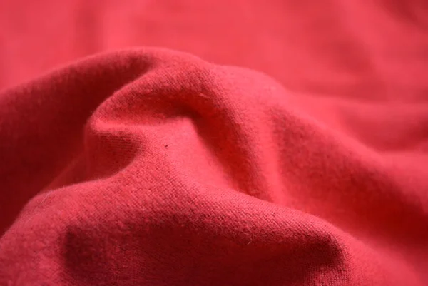 Palatine Féminine Rouge Tissu Doux Chaud Fabriqué Usine Fond Riche — Photo