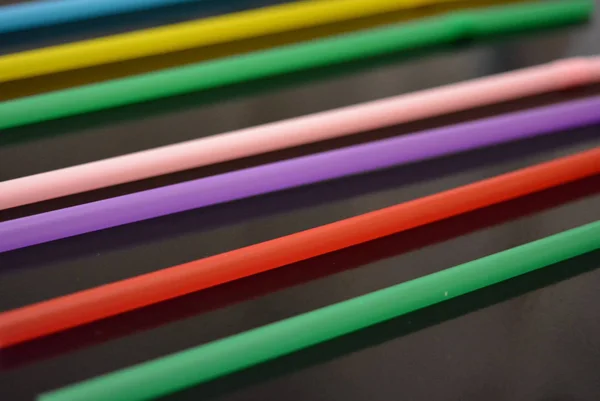 Adesivi Plastica Multicolore Tubi Disposti Formato Grafico Arcobaleno Tuboli Sono — Foto Stock