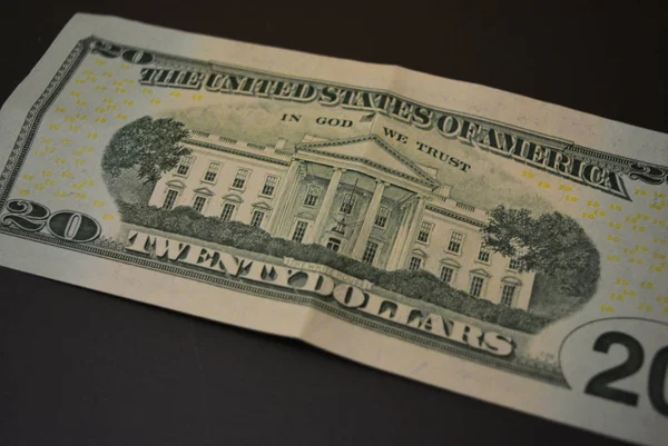 20米ドルの量で紙幣 米ドル20 はマットブラウンの背景にあります アメリカ合衆国の通貨 現金と金融フロー 収益化 銀行プロセスと送金 — ストック写真