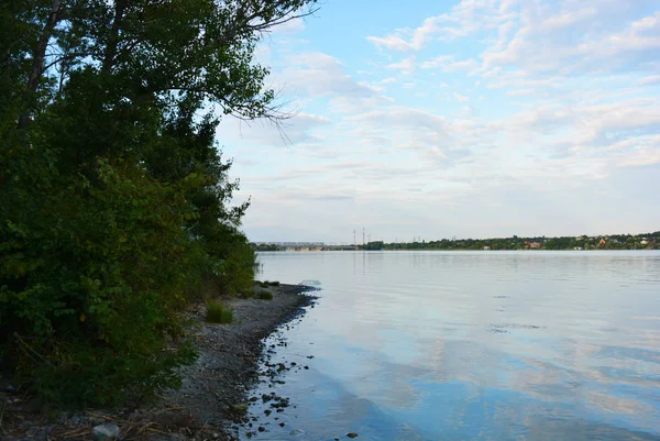 Bank Samara River Beautiful Sunset Reflecting Water Surface Street Marshal — Stock Photo, Image