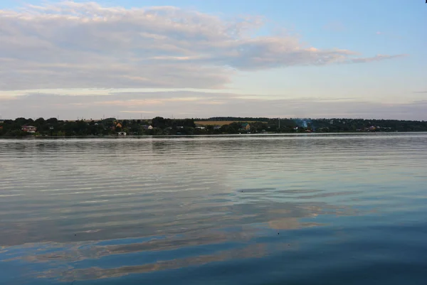 Bank Samara River Beautiful Sunset Reflecting Water Surface Street Marshal — Stock Photo, Image