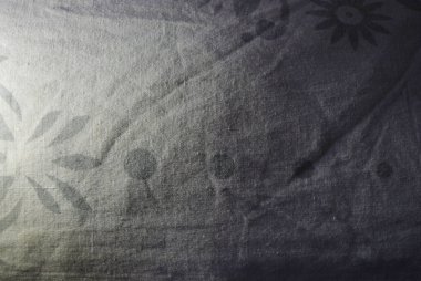 Pamuklu kumaş ve koyu gri baskı dan Gri doğal lacivert arka plan, diyot ışık ile grafik tasarım, aydınlatma.