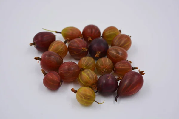 Deliciosas Frutas Maduras Grosellas Rojas Jugosas Dispuestas Puñado Sobre Fondo — Foto de Stock