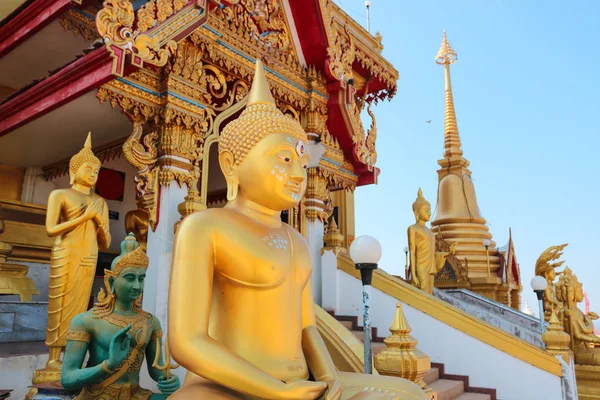 Statue of Bhudda in a temple. — Stock Photo, Image