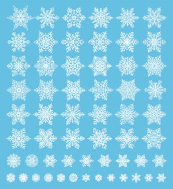 Sevimli beyaz kar taneleri mavi zemin üzerine çeşitli türleri koleksiyonu. Düz çizgi kar simgeler, kar pul siluet. Noel afiş, kartları için güzel öğe. Yılbaşı süsleme