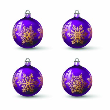Lila renkli Noel topları ile farklı kar tanesi süsleme üstünde o. İzole gerçekçi cam topları kümesi. Vektör çizim tasarımınız için.