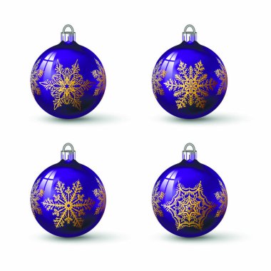 Mor renkli Noel topları ile farklı kar tanesi süsleme üstünde o. İzole gerçekçi cam topları kümesi. Vektör çizim tasarımınız için.