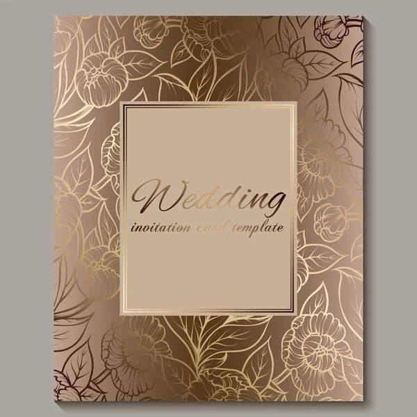 Requintado convite de casamento de luxo real, fundo floral de ouro com moldura e lugar para texto, folhagem rendada feita de rosas ou peônias com gradiente brilhante dourado . — Vetor de Stock