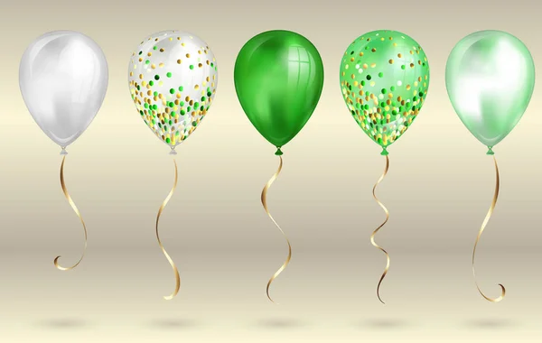 Set van 5 glanzende groene realistische 3D helium ballonnen voor uw ontwerp. Glanzende ballonnen met glitter en gouden lint, perfecte decoratie voor verjaardagsfeestje brochures, uitnodigingskaart of baby shower — Stockvector