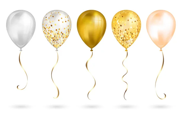 Набор из 5 блестящих золотых 3D-шаров для вашего дизайна. Блестящие воздушные шары с блестками и золотой лентой, идеальное украшение для праздничных брошюр, пригласительной открытки или детской вечеринки — стоковый вектор