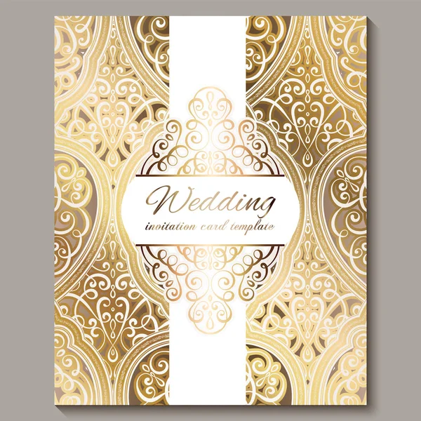 Wedding invitation card with gold shiny eastern and baroque rich foliage. Ornate islamic background for your design. Islam, Arabic, Indian, Dubai. — Stock Vector