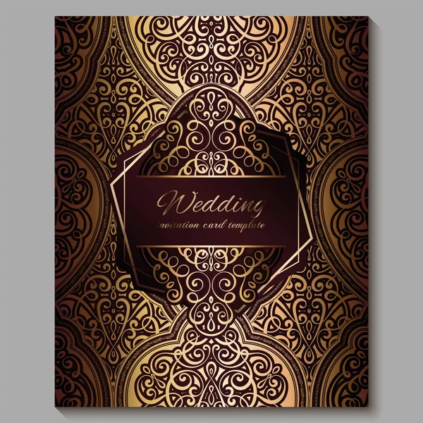 Γαμήλια πρόσκληση με χρυσό γυαλιστερό ανατολικό και μπαρόκ πλούσιο φύλλωμα. Βασιλικό κόκκινο περίτεχνο ισλαμικό φόντο για το σχέδιό σας. Ισλάμ, Αραβικός, Ινδός, Ντουμπάι. — Διανυσματικό Αρχείο
