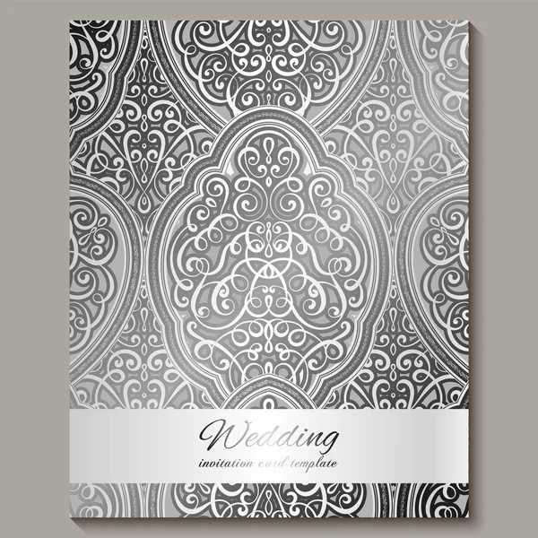 Tarjeta de invitación de boda con follaje rico en plata brillante oriental y barroco. Fondo islámico intrincado adornado para su diseño. Islam, árabe, indio, Dubai . — Vector de stock