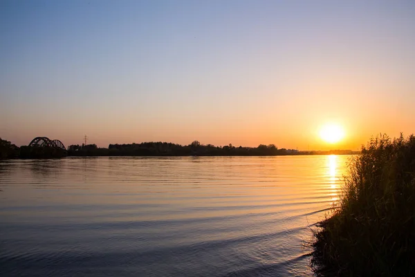 Puesta Sol Brillante Puesta Sol Sobre Horizonte Hermosa Vista — Foto de Stock